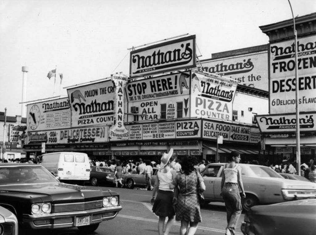ed1e15c7feb7f6463f8a34a655bca7b5--coney-island-vintage-pictures.jpg